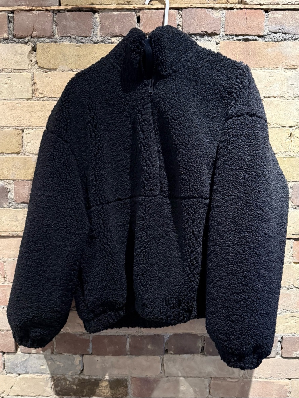 LPA black pullover M - Picture 2 of 4